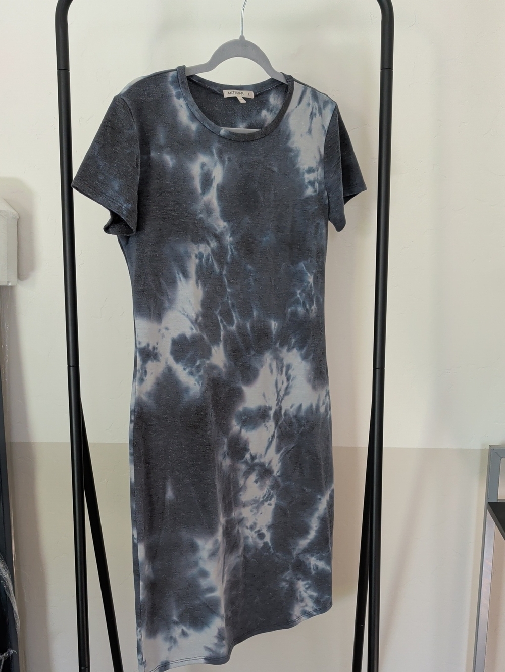 Blue and White Tie-Dye Midi Dress